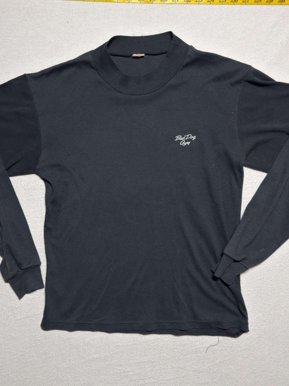 Vintage 1980 Bad Dog Gym Smasher Long Sleeve Graphic Tee in Black